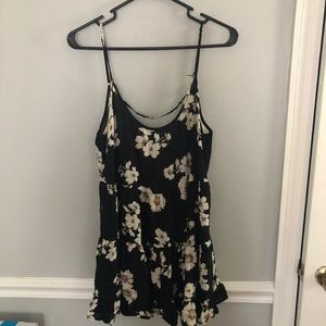 BRANDI Melville low-back dress-fits like a small